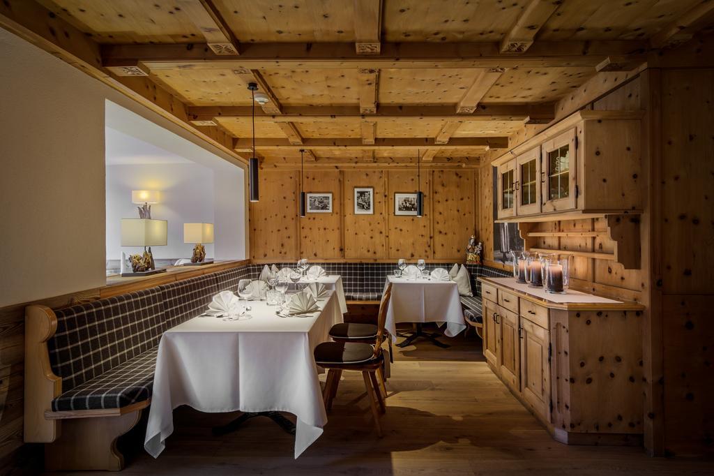 Hotel Des Alpes Ла-Вілла Екстер'єр фото