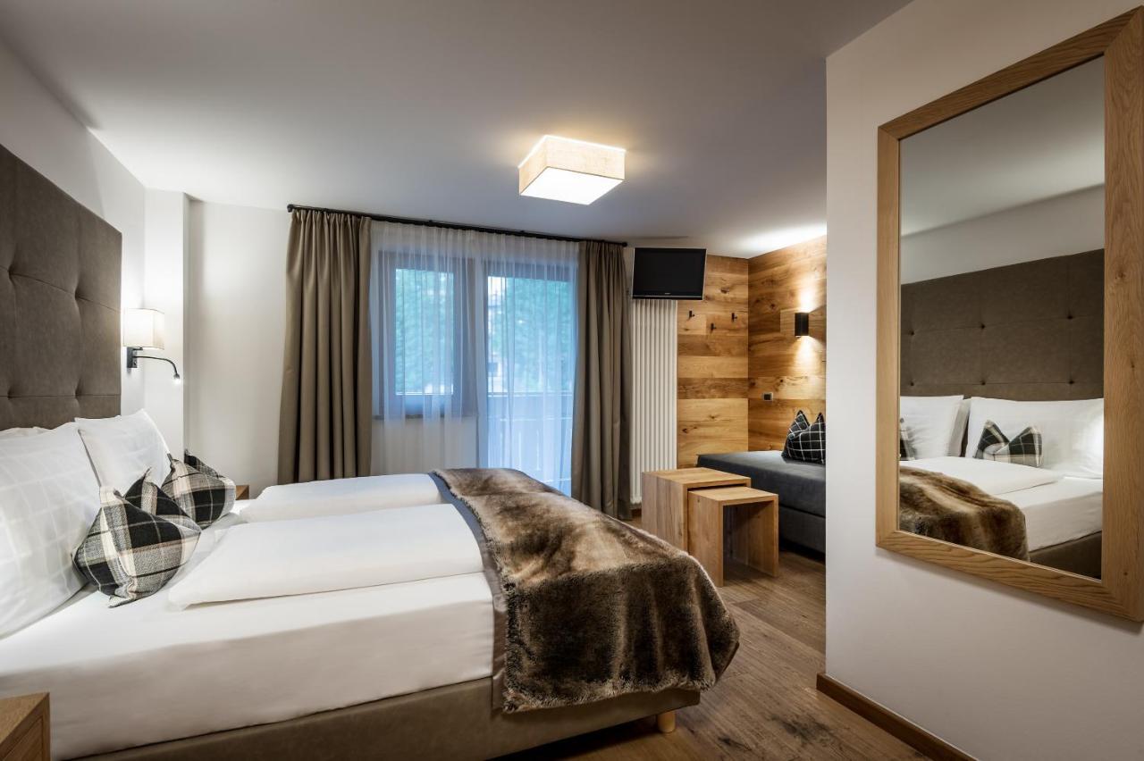 Hotel Des Alpes Ла-Вілла Екстер'єр фото