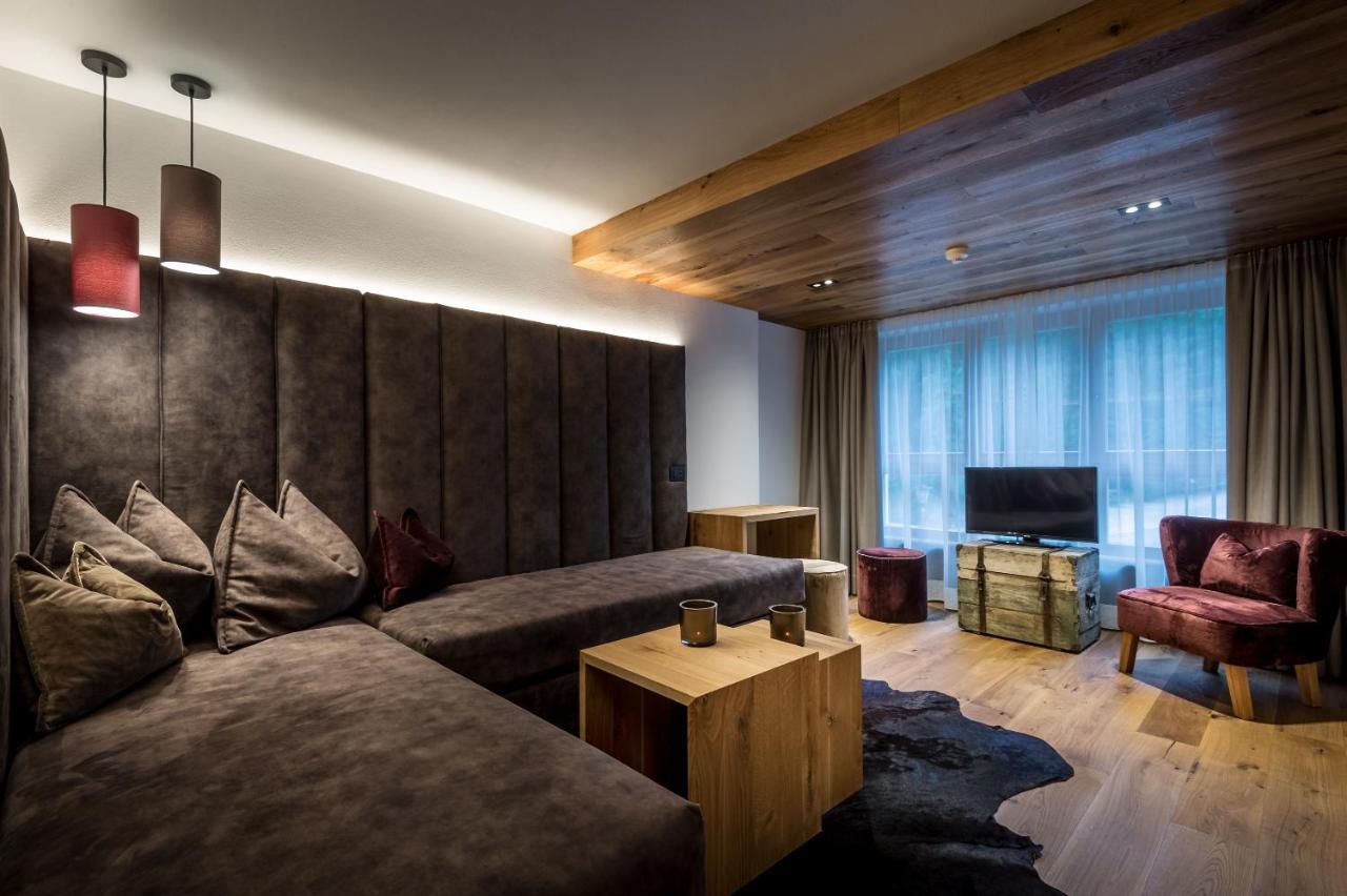 Hotel Des Alpes Ла-Вілла Екстер'єр фото